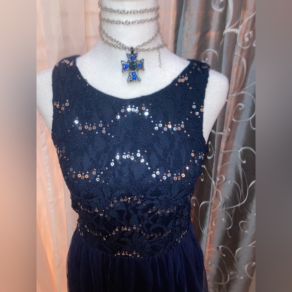 SPEECHLESS Navy Sequins Sparkling Sleeveless Tulle Lace Lined Lace Midi  Size 5 - Picture 2 of 11